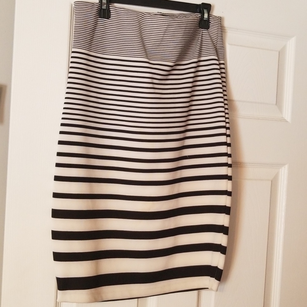 Striped skirt